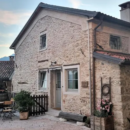 Casa Gildo 1828 ヴァルダーニョ